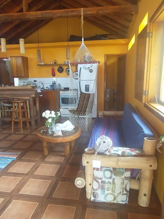 Beach Front Bungalows At The Coconut Canoa Bilik gambar