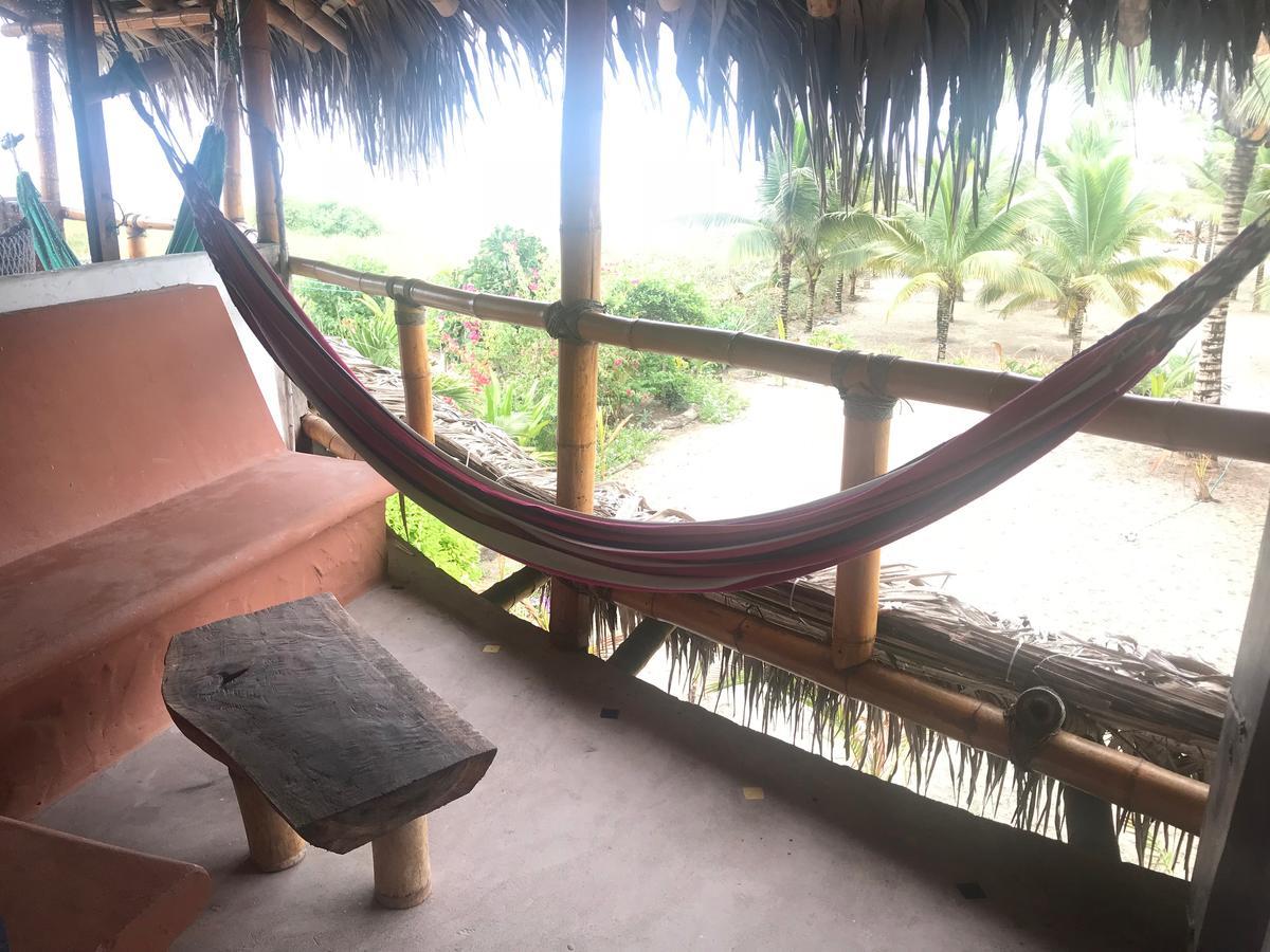 Beach Front Bungalows At The Coconut Canoa Luaran gambar